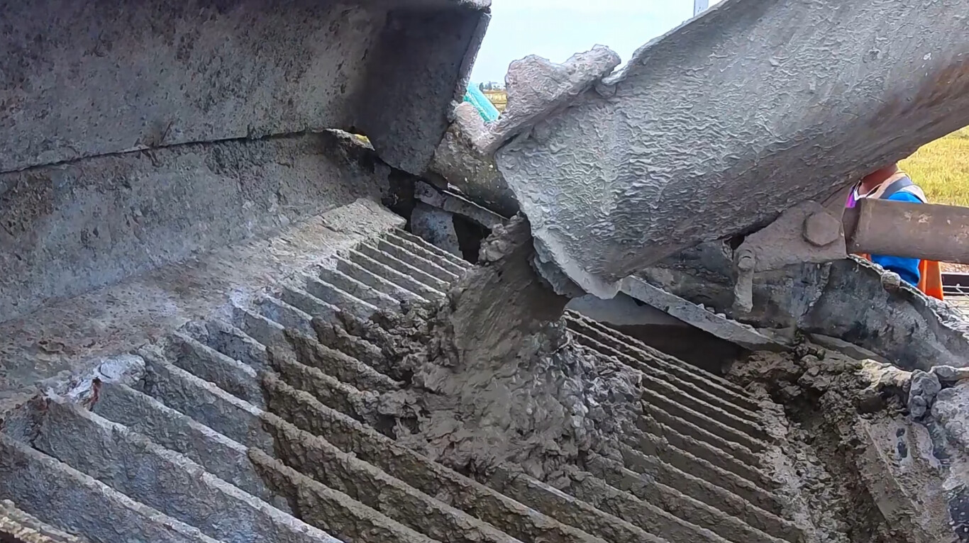 Sidewalks, Walkways & Flatwork service provided by Jensen Beach Concrete Expert